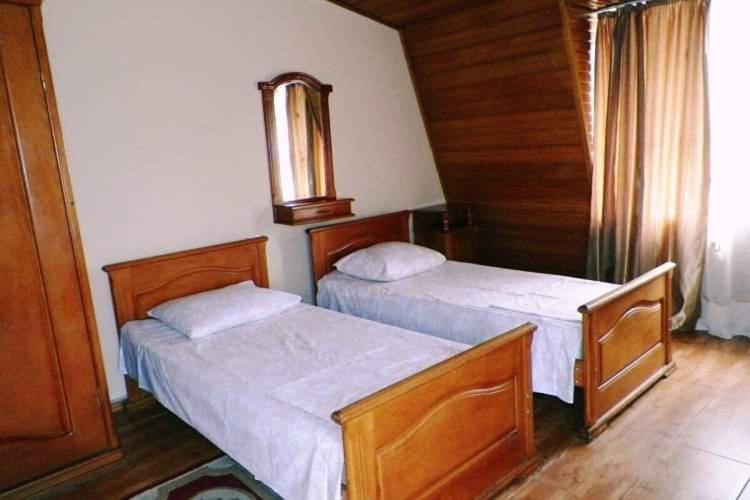Hotel Ni&La Batumi Bagian luar foto
