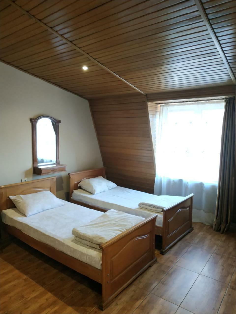 Hotel Ni&La Batumi Bagian luar foto
